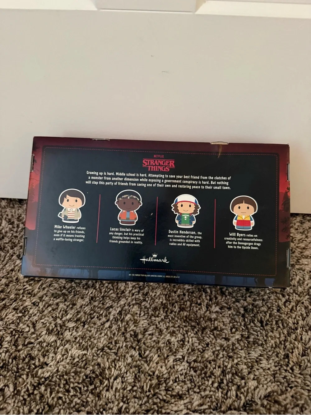 2020 stranger things itty bitty collectors set + eleven itty bitty